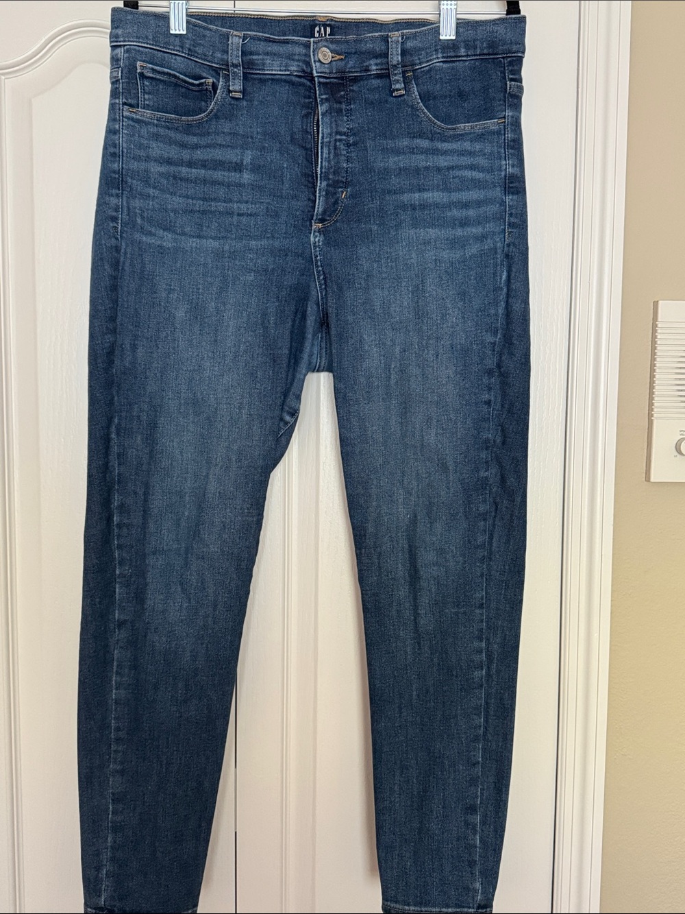 GAP Jeans in Dark Blue Wash